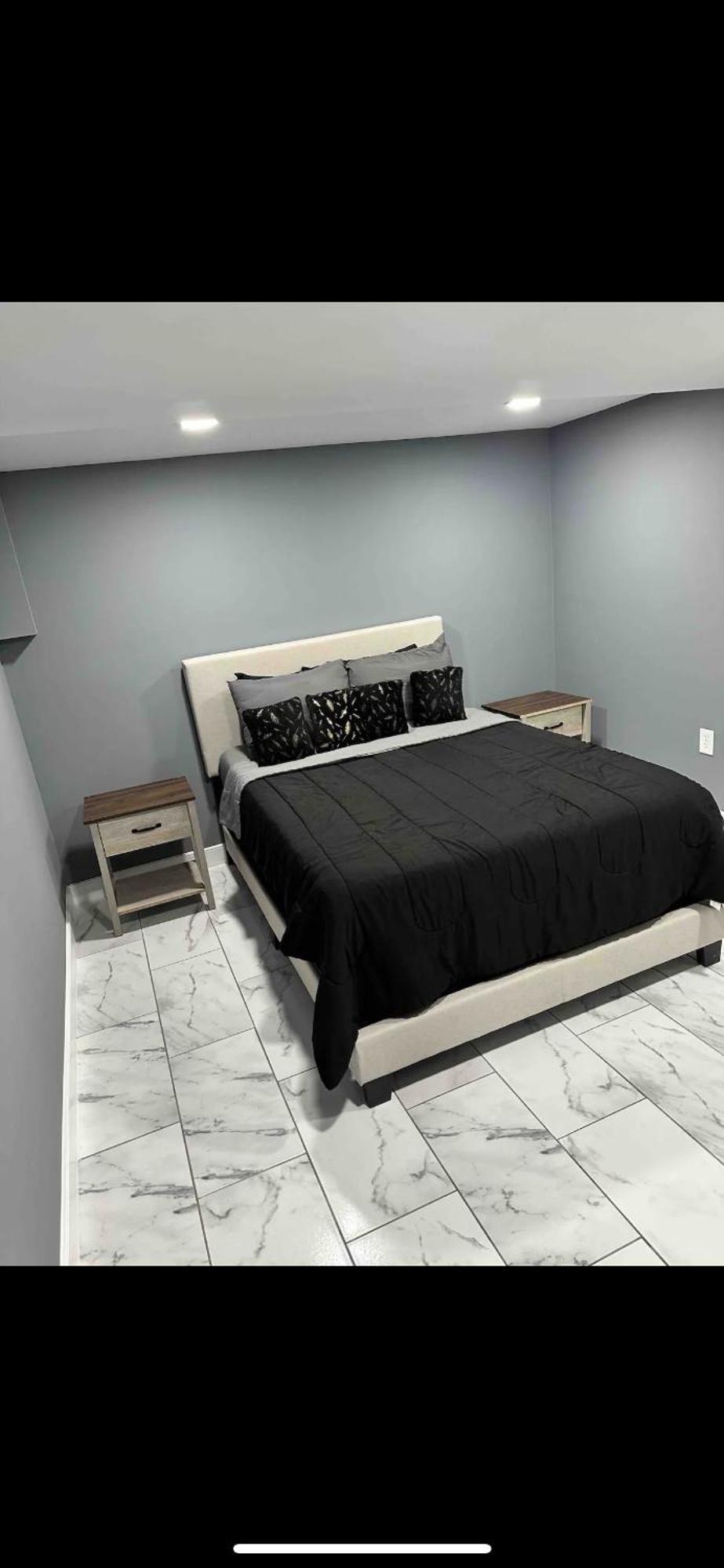 Lovely Basement 1-Bedroom With Free Parking 워싱턴 외부 사진