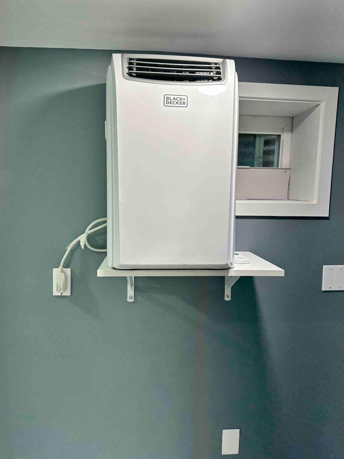 Lovely Basement 1-Bedroom With Free Parking 워싱턴 외부 사진